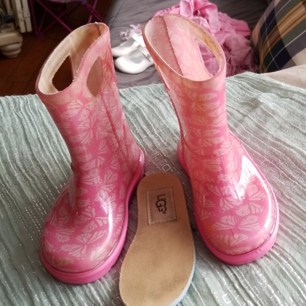 Uggs rain boots girls size 6